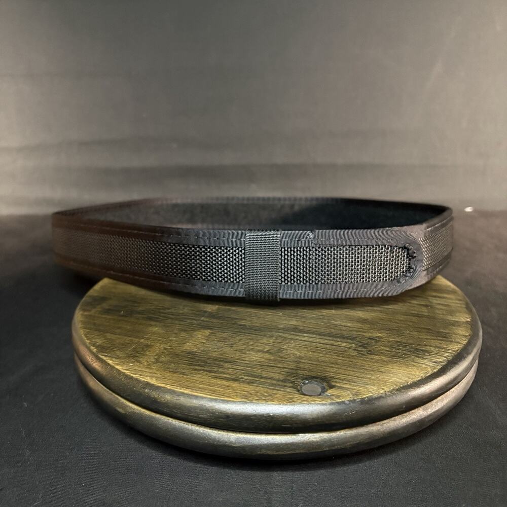 Bianchi Inner Duty Belt 7205 Size 34"-40" Hook Lined Molded Nylon Black